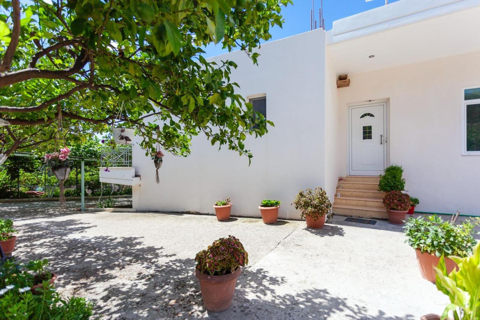 Zacharias Apartments Himare Ngoại thất bức ảnh