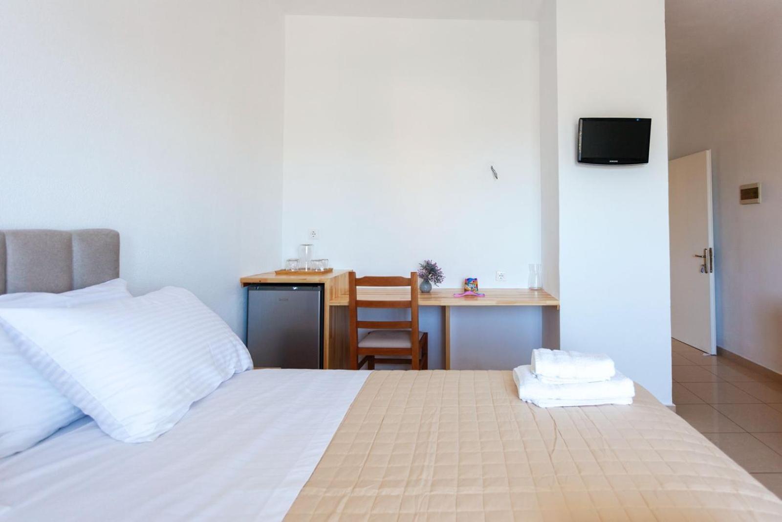 Zacharias Apartments Himare Ngoại thất bức ảnh